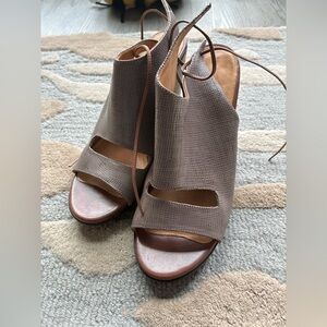 Elegant Ellen Verbeek Brown Open-Toe Women's Shoes